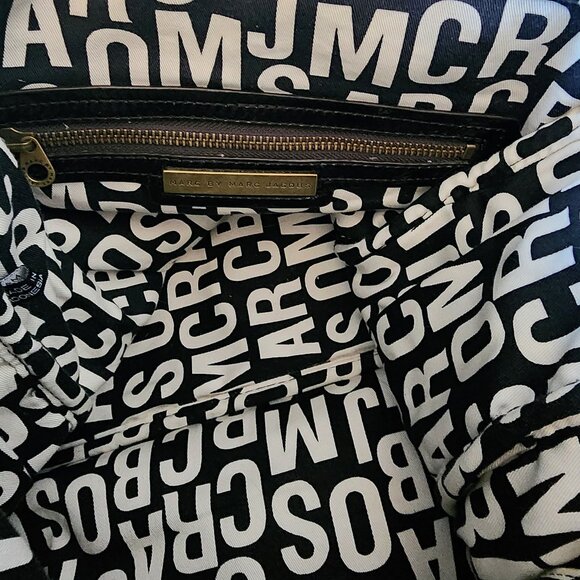 Marc Jacobs Ex-large Tote "EUC" - Picture 13 of 16